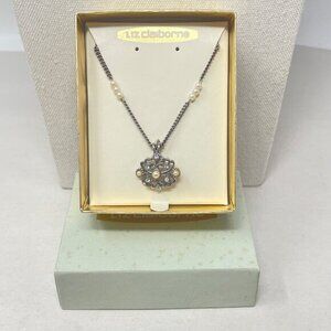 Liz Claiborne Pendant Necklace Filigree Faux Pearl Accent‎ Vintage Inspired New